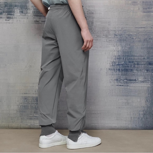 Hermes Sport Capsule jogging pants (Light Grey). 100% authentic and comfortable - Picture 3 of 9